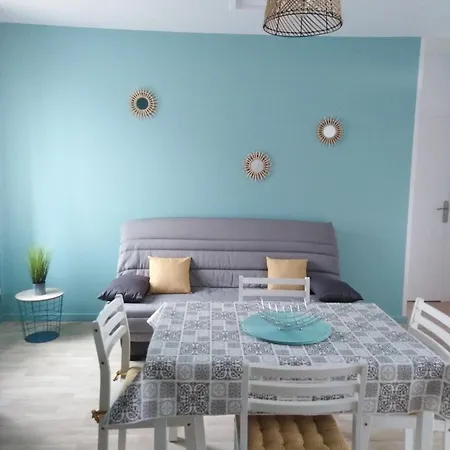 Renaissance 2 3 Apartment *